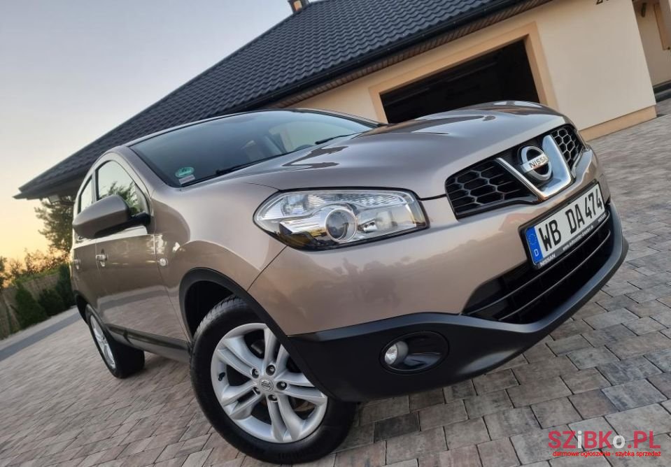 2011' Nissan Qashqai photo #1