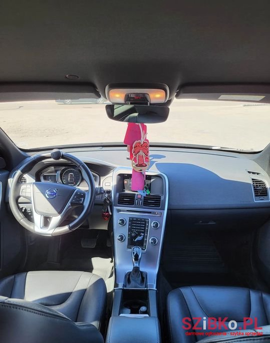 2016' Volvo Xc 60 photo #5