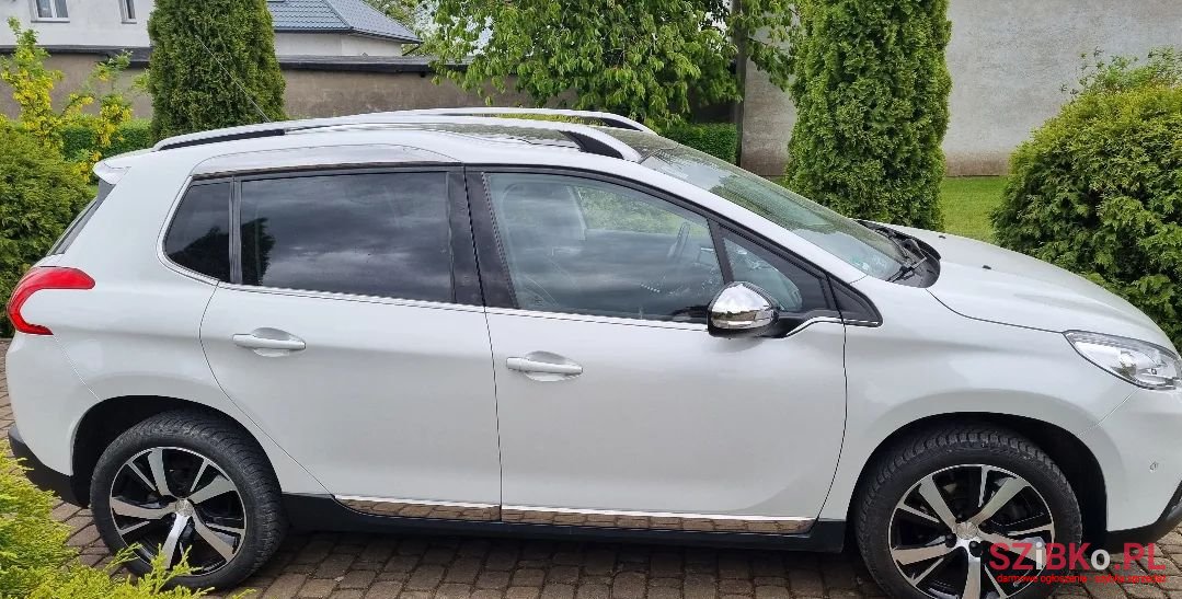 2015' Peugeot 2008 photo #4