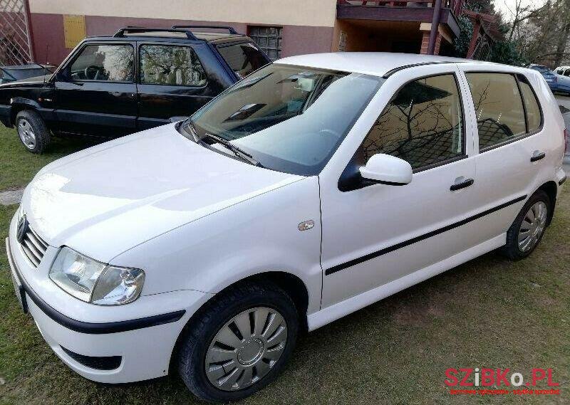 2000' Volkswagen Polo photo #1