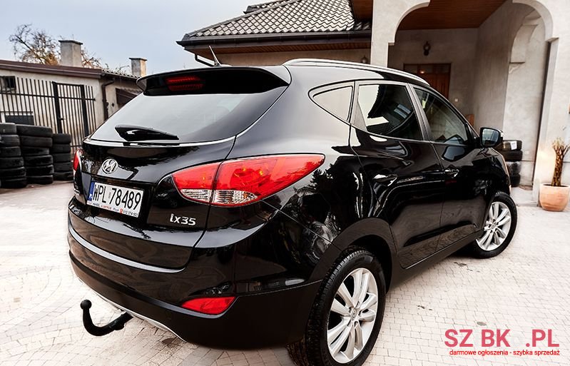 2011' Hyundai ix35 photo #6