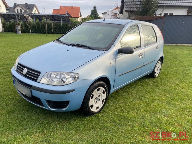 2004' Fiat Punto 1.2 8V photo #2