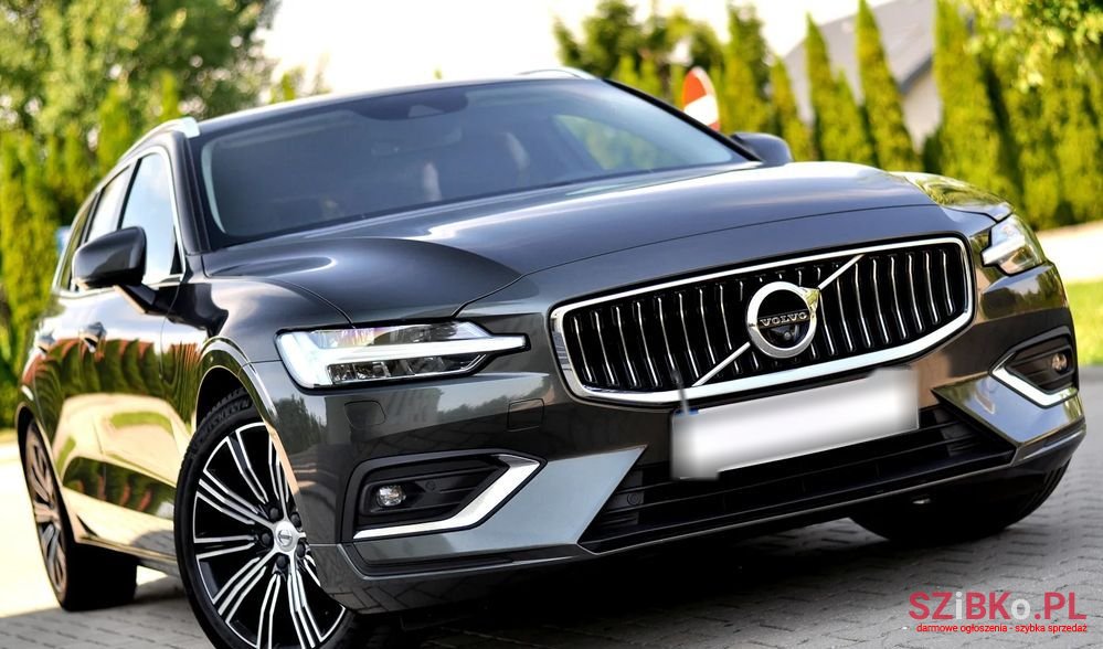 2019' Volvo V60 D3 Inscription photo #1