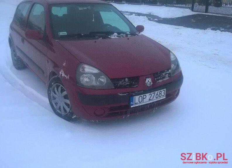 2002' Renault Clio photo #1