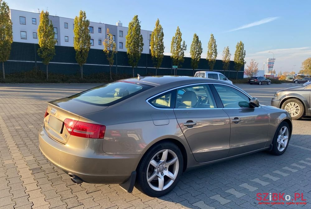 2011' Audi A5 Sportback photo #5