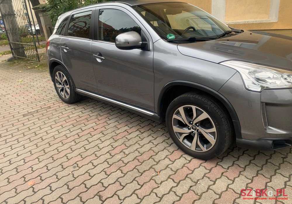 2016' Citroen C4 Aircross photo #4