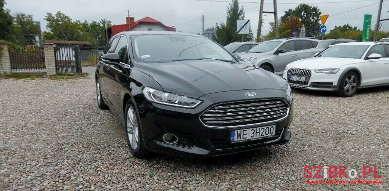 2015' Ford Mondeo photo #2