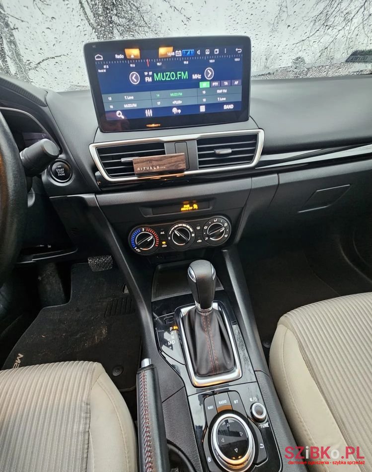 2016' Mazda 3 photo #2