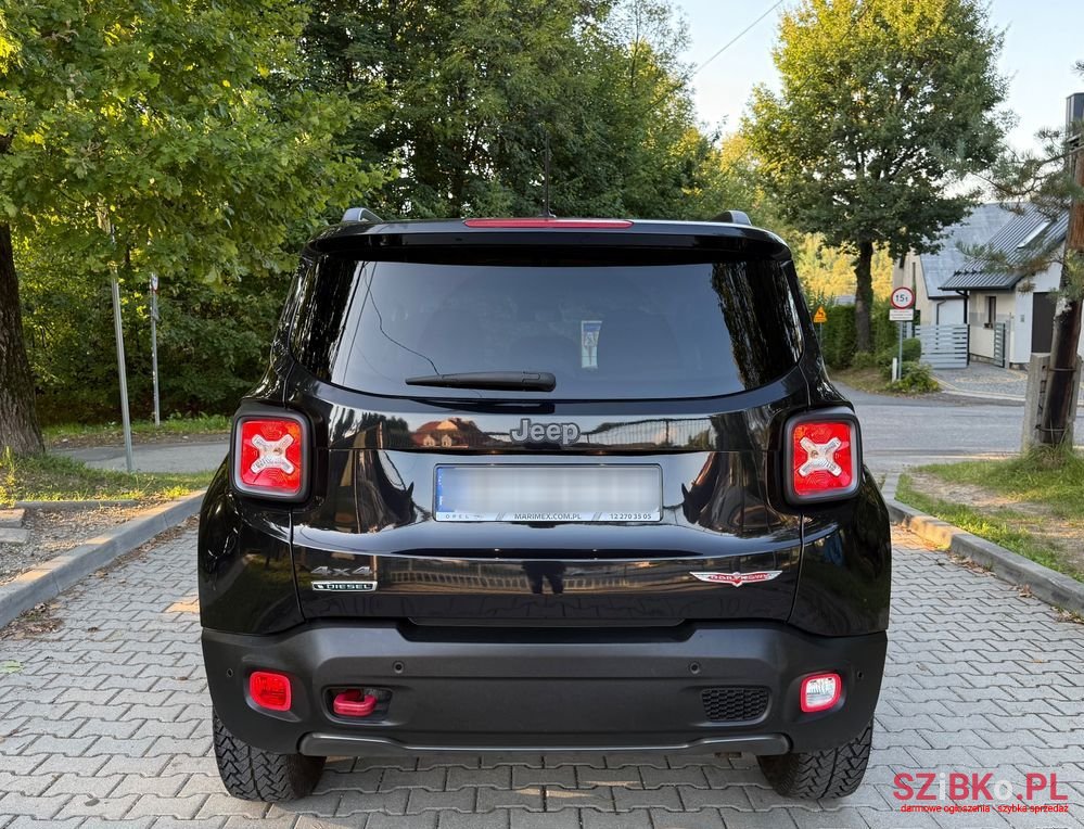 2016' Jeep Renegade photo #6