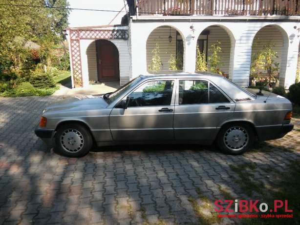 1990' Mercedes-Benz 190 photo #1