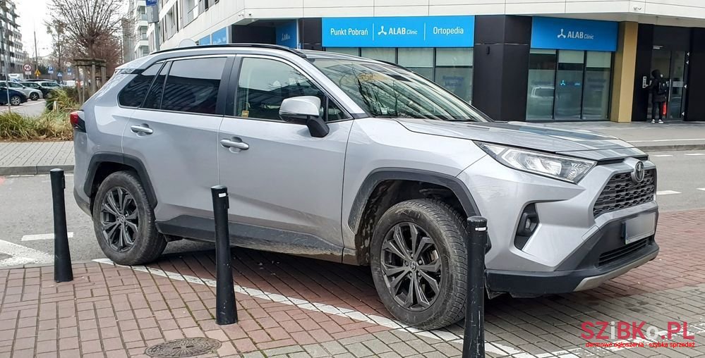 2022' Toyota RAV4 photo #1