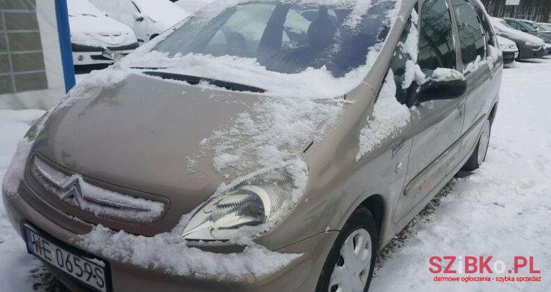 2004' Citroen Xsara Xsara Picasso photo #3