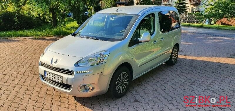 2015' Peugeot Partner photo #1