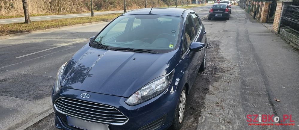 2013' Ford Fiesta photo #1