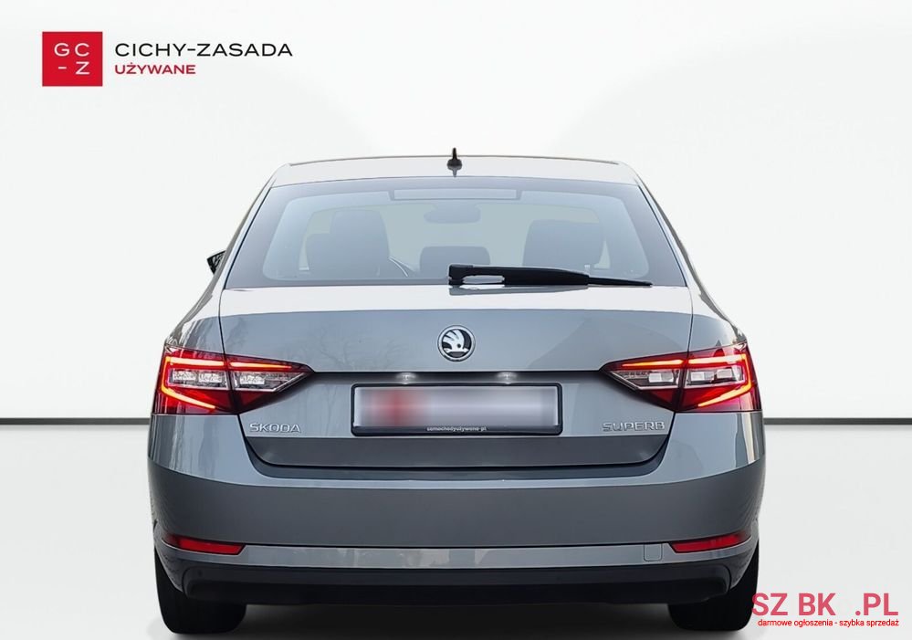 2019' Skoda Superb photo #4