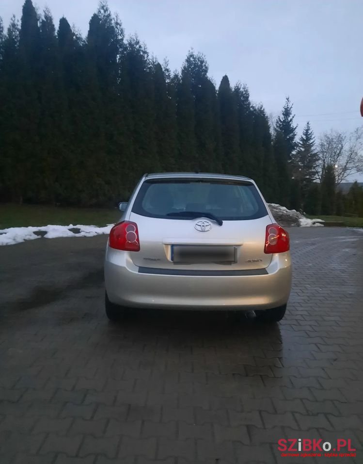 2007' Toyota Auris photo #4