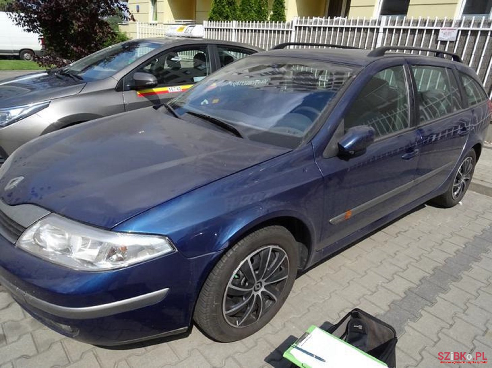 2004' Renault Laguna Laguna II Grandtour 1.9 DCI MR photo #2