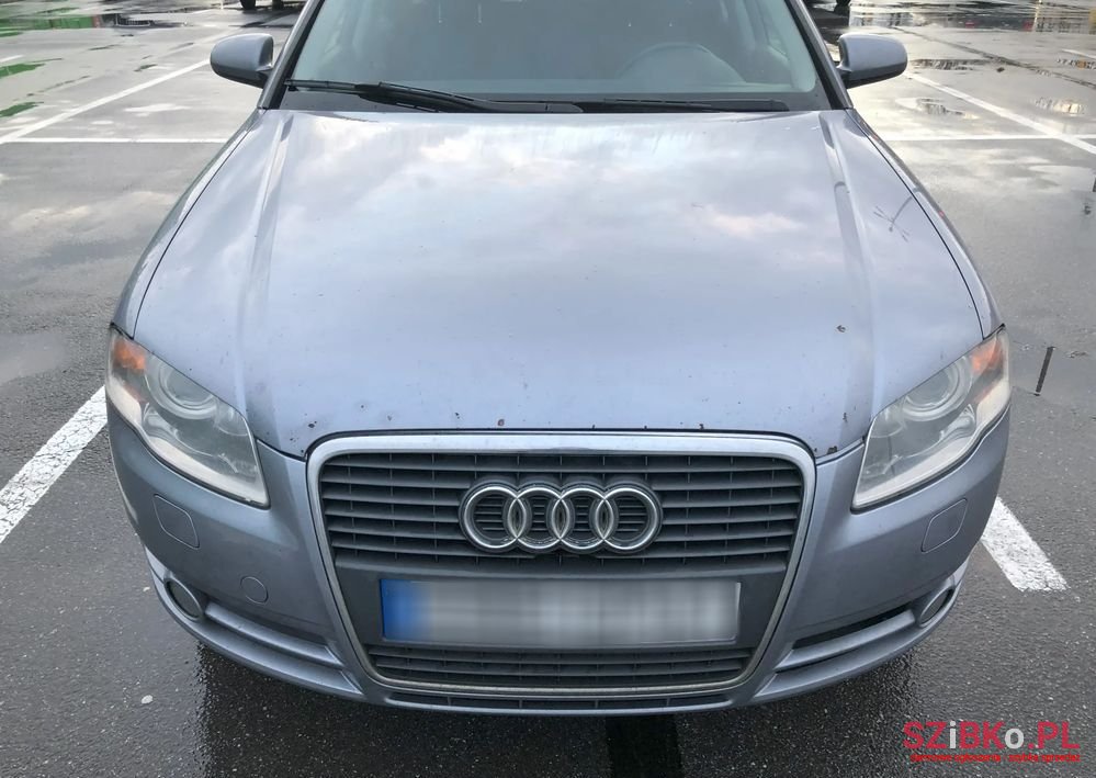 2005' Audi A4 Avant photo #2
