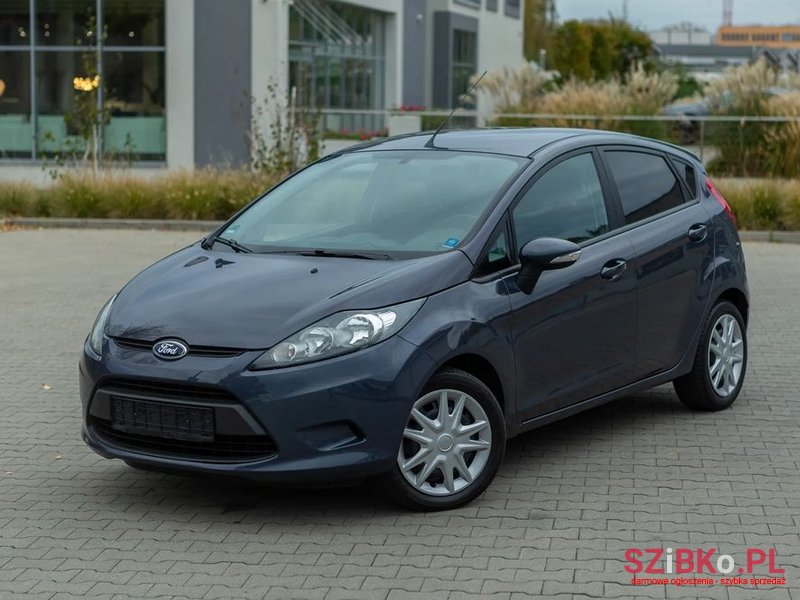 2012' Ford Fiesta 1.25 Ghia photo #3