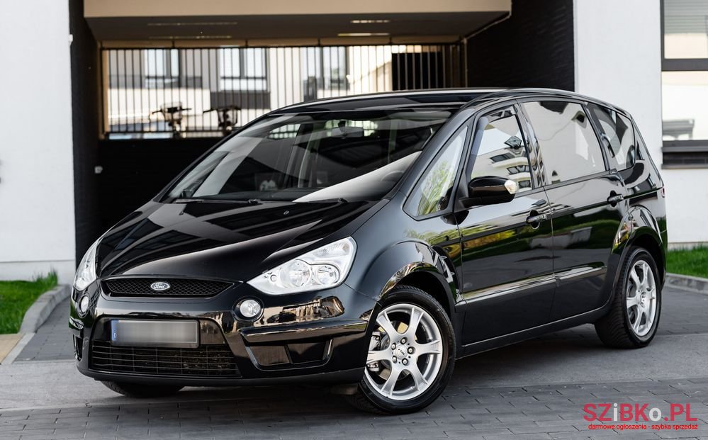 2008' Ford S-Max photo #1