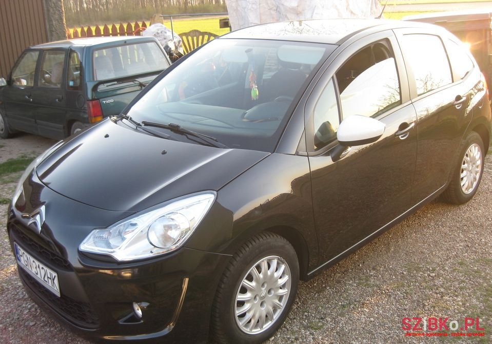 2012' Citroen C3 Attraction photo #5