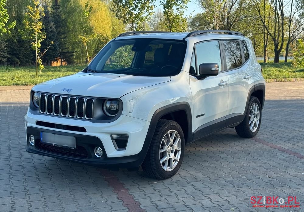 2019' Jeep Renegade photo #4
