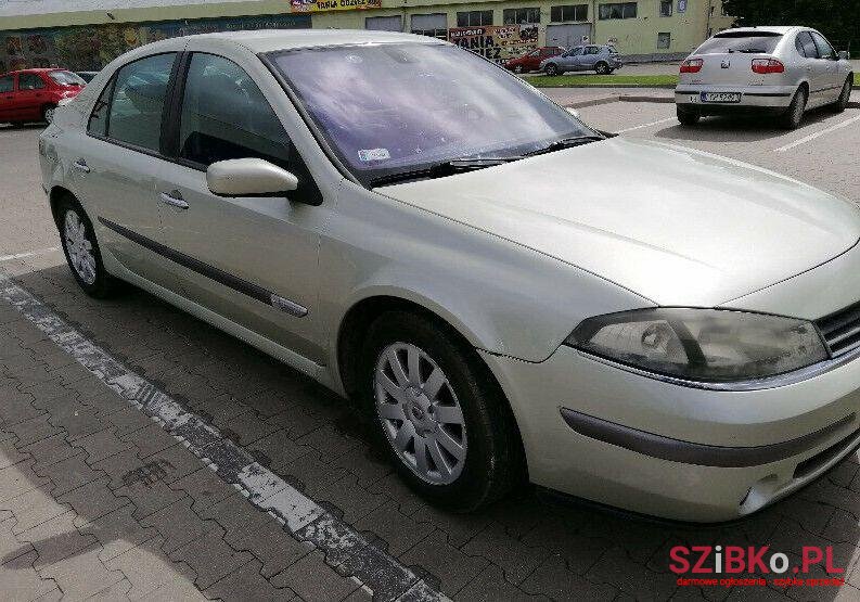 2005' Renault Laguna photo #1