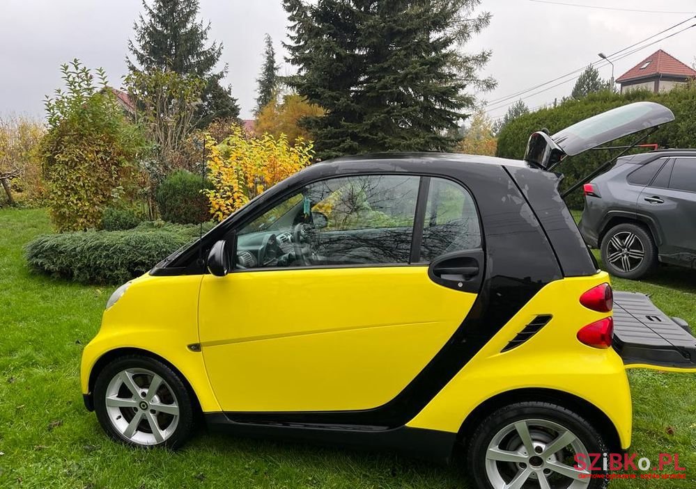 2011' Smart Fortwo photo #1