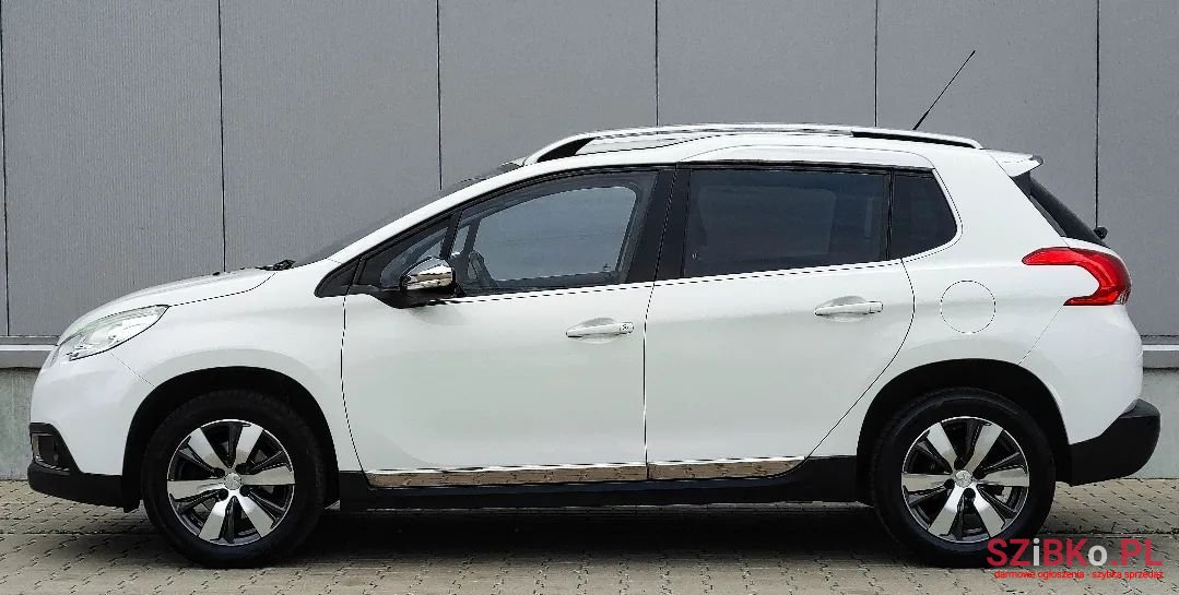 2015' Peugeot 2008 photo #4