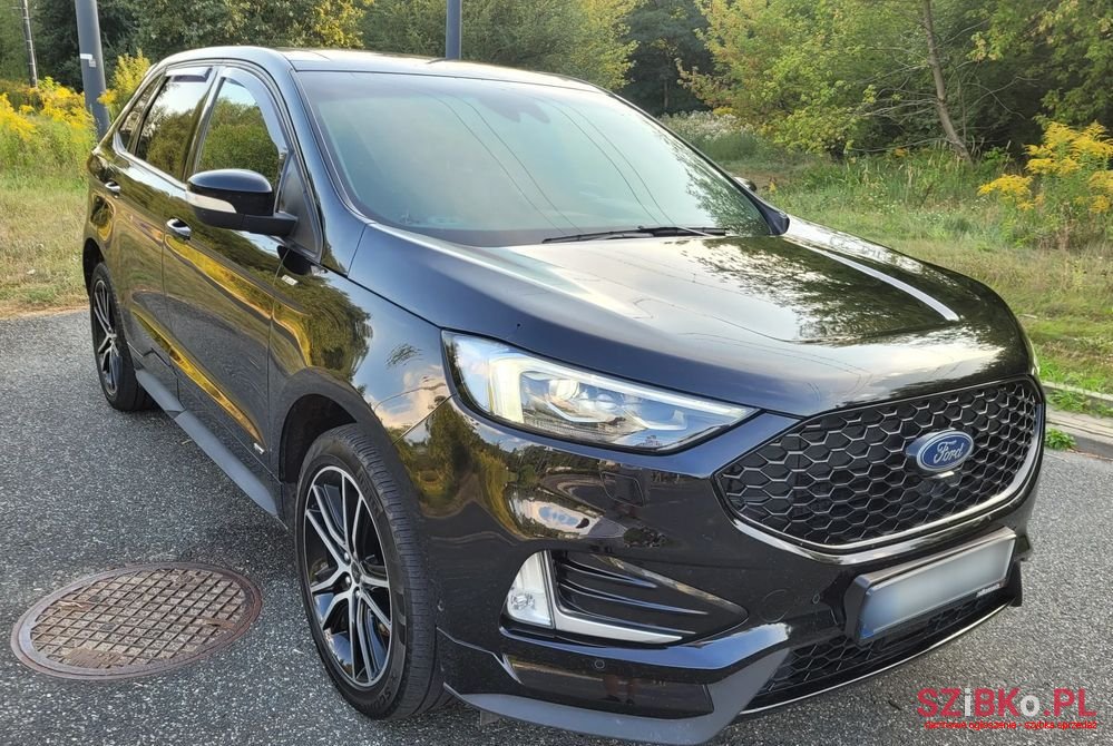 2019' Ford Edge photo #1