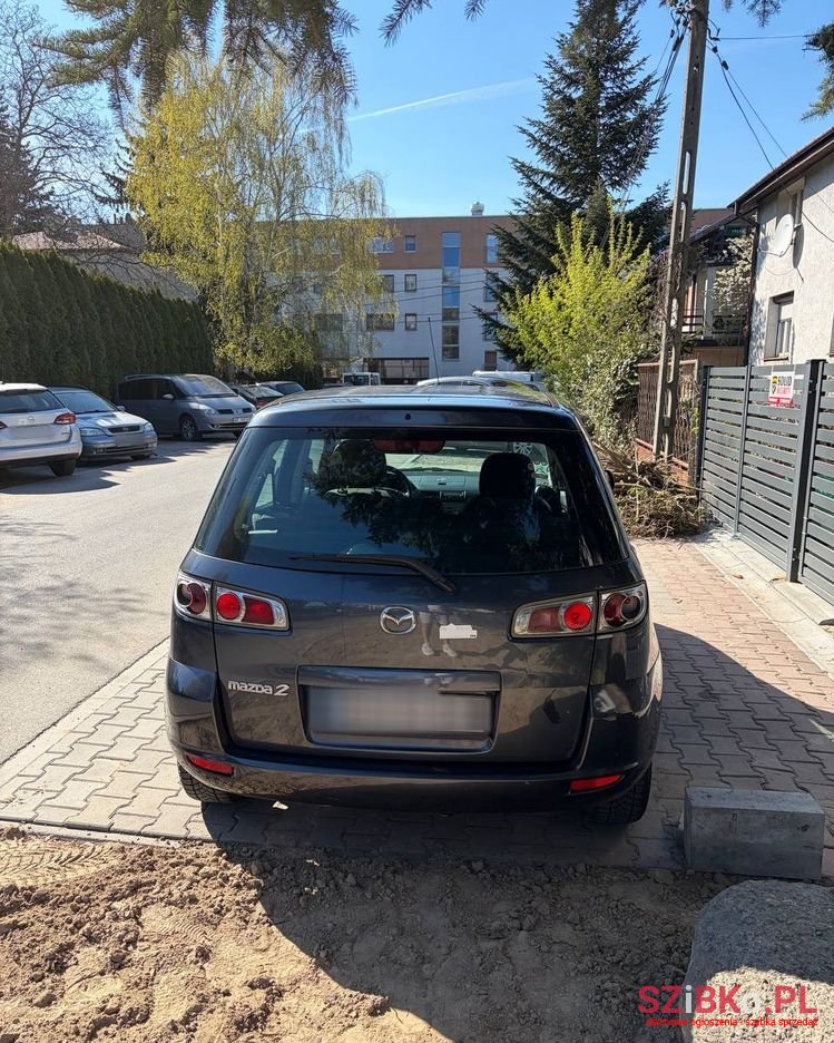 2007' Mazda 2 photo #6