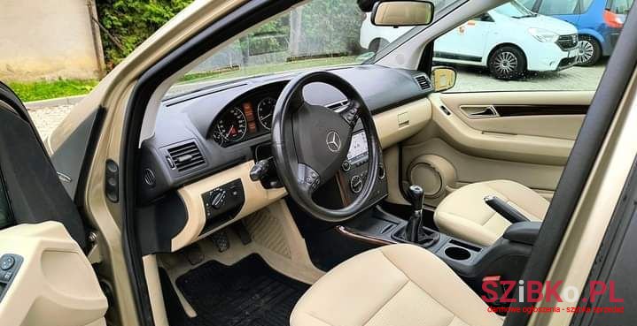 2004' Mercedes-Benz A-Class photo #3