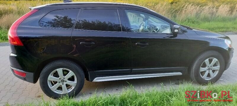 2009' Volvo XC60 photo #3