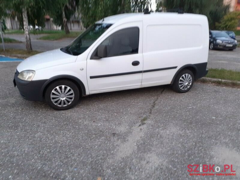 2003' Opel Combo photo #1