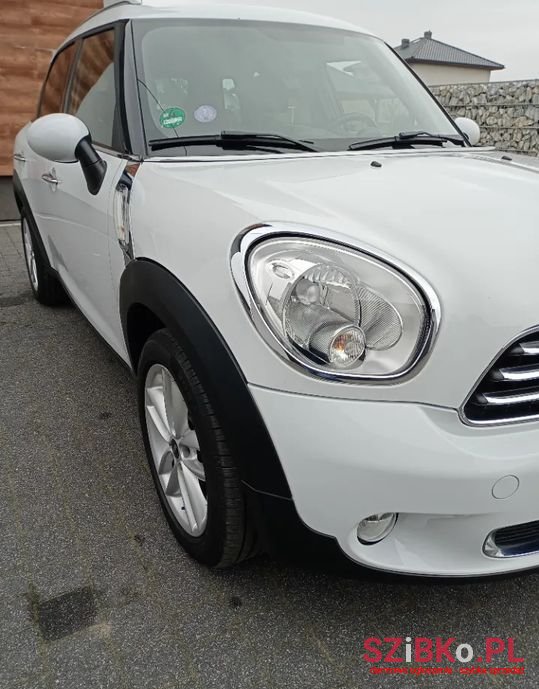 2011' MINI Countryman photo #1