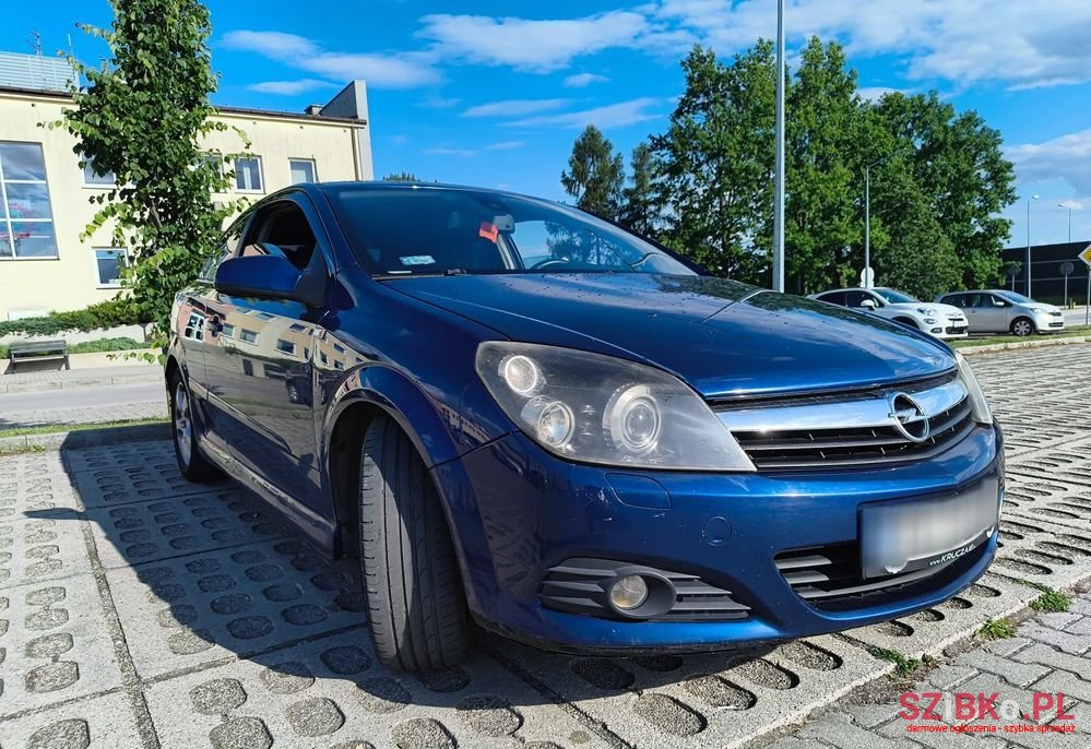 2005' Opel Astra 2.0 T Sport photo #1