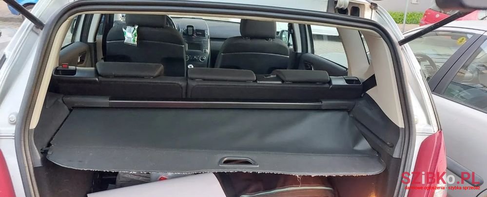 2011' Mercedes-Benz A-Class photo #4