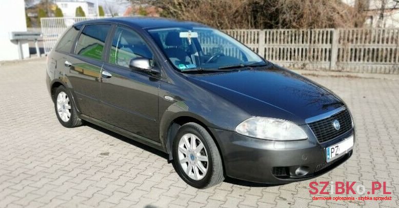 2005' Fiat Croma photo #1