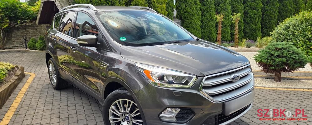 2017' Ford Kuga photo #2