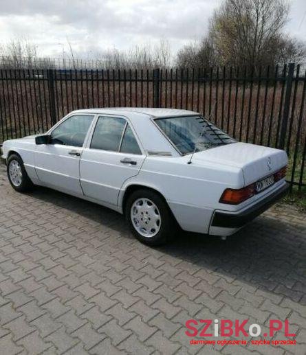 1991' Mercedes-Benz 190 photo #1