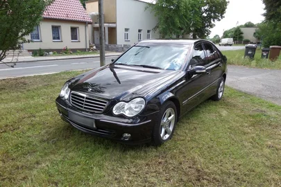 2004' Mercedes-Benz C-Class