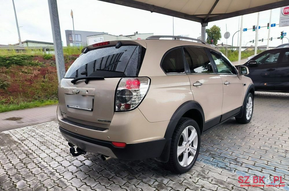 2012' Chevrolet Captiva photo #4