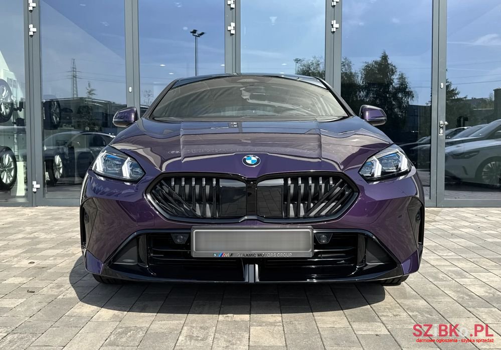 2024' BMW 1 Series photo #1
