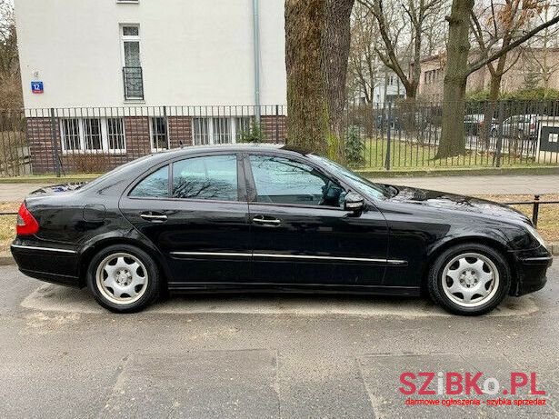 2007' Mercedes-Benz Klasa E photo #1