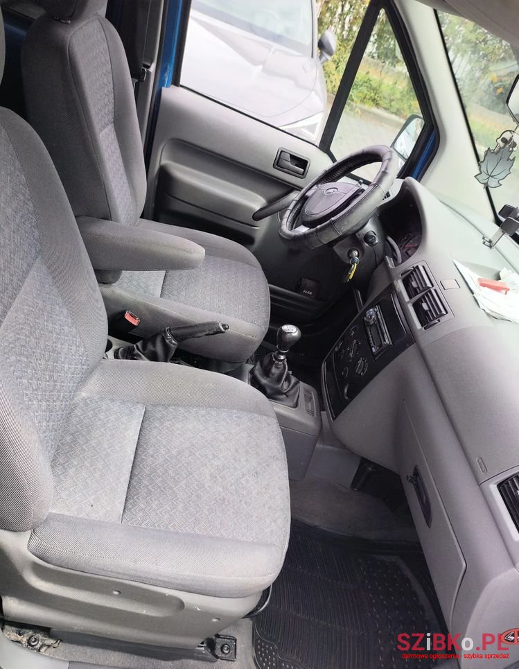 2004' Ford Tourneo Connect photo #6