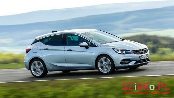 2017' Opel Astra photo #1