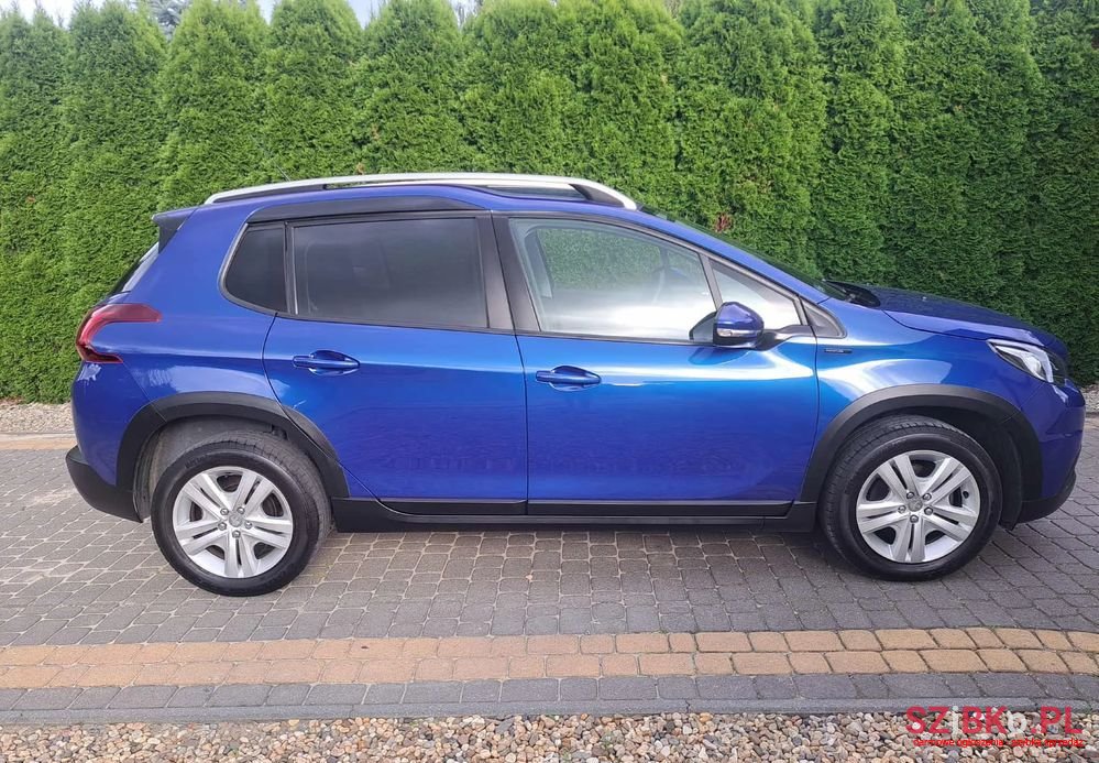 2019' Peugeot 2008 photo #2