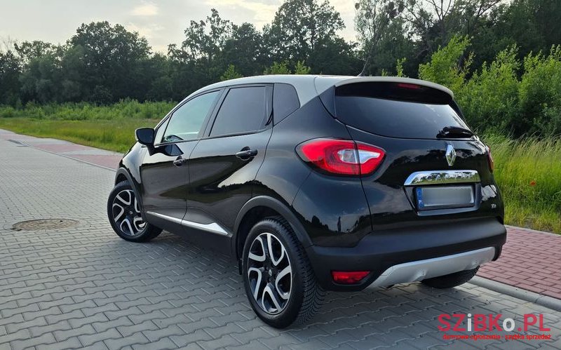 2015' Renault Captur photo #5