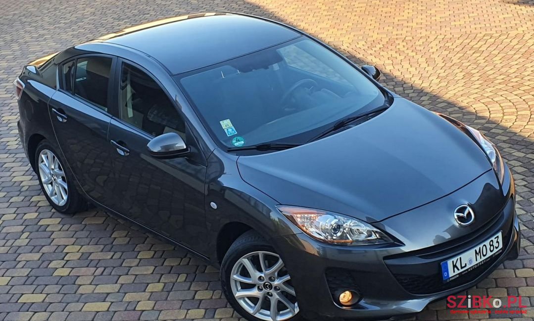 2013' Mazda 3 photo #1