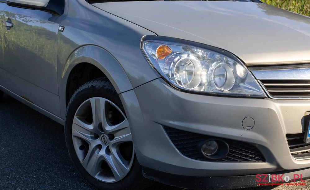 2009' Opel Astra Iii 1.6 Enjoy photo #4